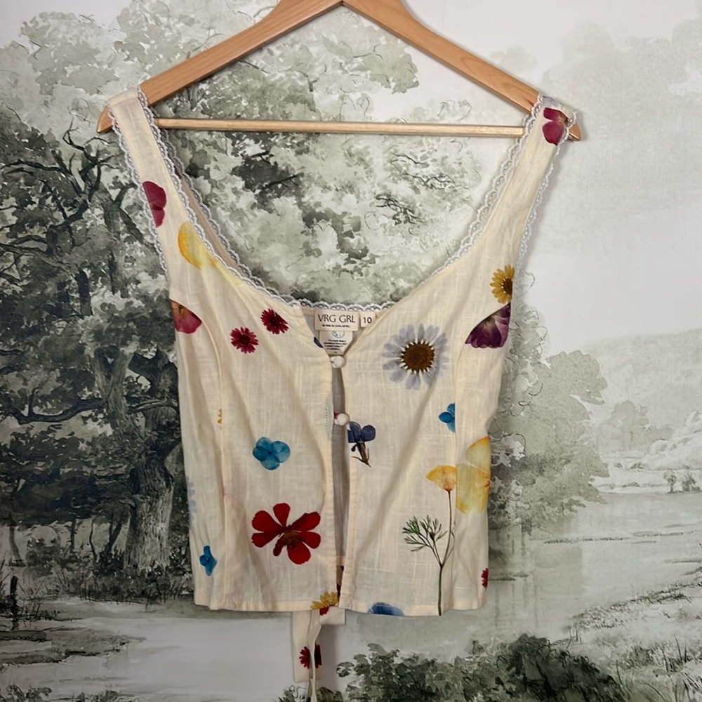 VRG GRL Linen Top